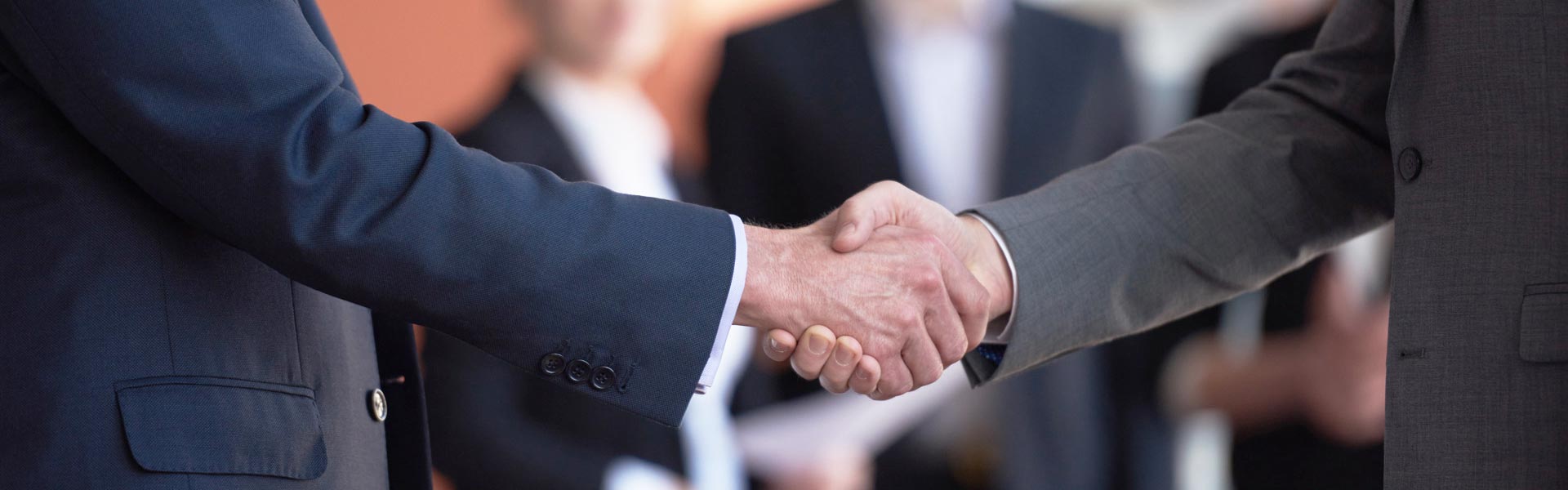 Liên hệ với chúng tôi